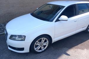Audi A3 8p sportback 2000 tdi 140 cv del 2010