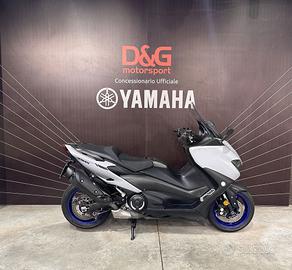 Yamaha T Max 560