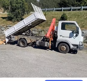 Nissan cabstar con gru fassi