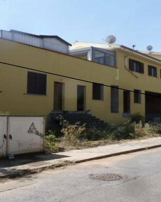 Immobile in asta di 100 m² con 5 locali a Gonnesa