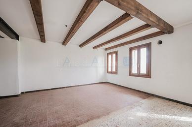 S.PIETRO DI FELETTO porzione su più livelli C425B