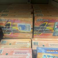 lettori e registratori mp3 in lotto di 77 pz