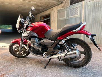 Moto Guzzi Breva 750 I.E., km. 9.000