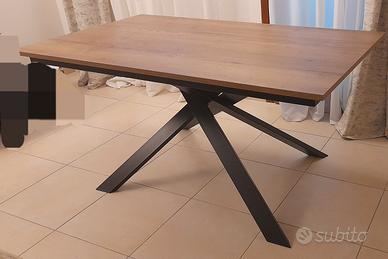  Tavolo + sedie poltroncina 