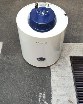 Scaldabagno elettrico Ariston