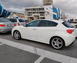 ALFA ROMEO Giulietta QV 1.750 TBI 235 CV