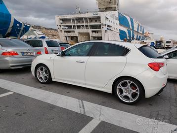 ALFA ROMEO Giulietta QV 1.750 TBI 235 CV