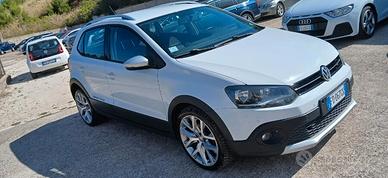 Volkswagen Polo Cross 1.4 TDI BlueMotion - 2016