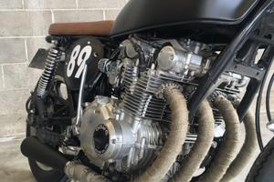 Moto Suzuki gs 500 customizzata