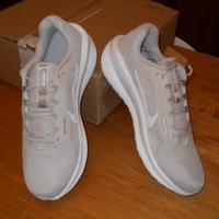 Paio Scarpe NIKE misura 43 Nuove