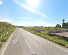 Mq. 10.000 in zona industriale