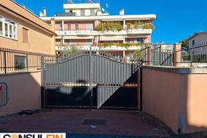 Box garage a vermicino-borghesiana