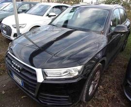 AUDI Q5 30 TDI S tronic Business