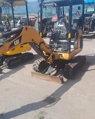 MINOESCAVATORE CAT 301.8