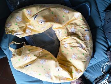 Cuscino gravidanza allattamento medela