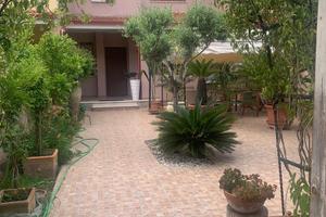 Casa indipendente giardino,verande e fotovoltaico