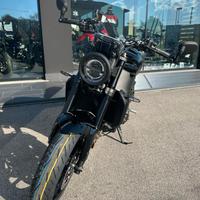 Yamaha XSR 900 KM ZERO