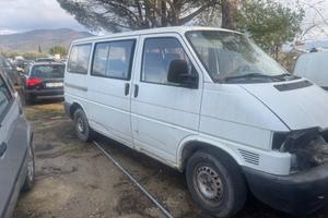 Volkswagen Caravelle/Multivan Caravelle 2.5 TDI/10