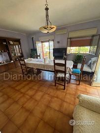 Appartamento 140mq con garage a Riposto