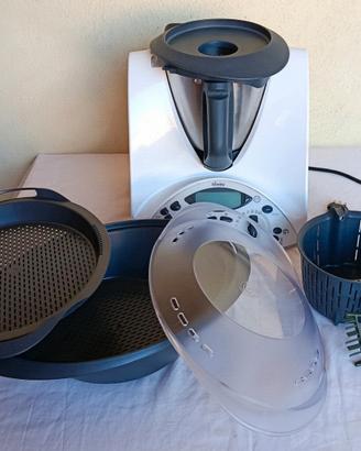 Bimby Vorwerk TM31 + libro e altro materiale 