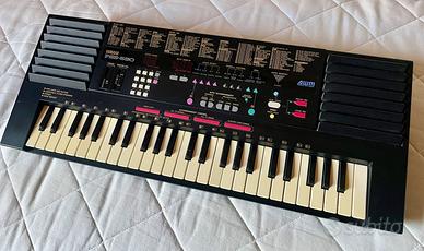 Yamaha PSS-590, 1990 AWM Synth keyboard, 49 keys.