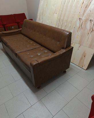 Divano letto anni 60 