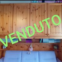 Armadio a ponte in pino