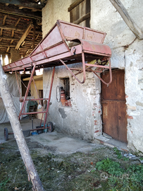 Montacarichi per balle fieno