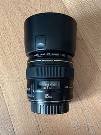 Canon EF 85mm 1:1.8