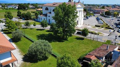 Terreno recintato 1.184 mq - Salvarosa