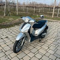 Piaggio Liberty 50 Grigio
