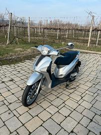 Piaggio Liberty 50 Grigio