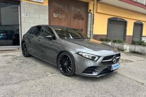 MERCEDES-BENZ A 180 d Automatic Premium AMG PACC