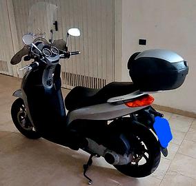 Piaggio Carnaby 300 i.e. sport