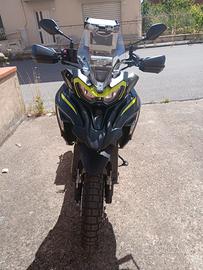 Benelli Trk 702 x