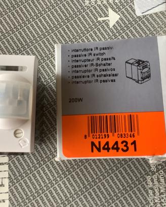 Sensori di presenza e luminosita living lig