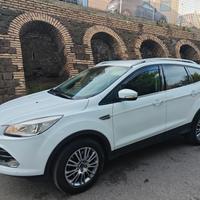Ford Kuga 2.0 TDCI 140 CV 4WD Titanium