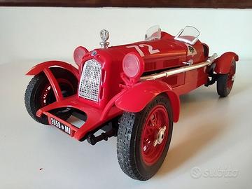 Modellino AlfaRomeo 8C GP Monaco(1934) BBurago1:18