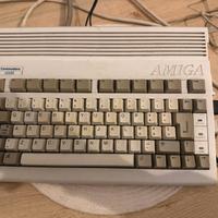 Commodore Amiga 600 completo
