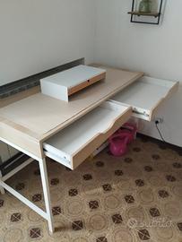 Tavolo IKEA Alex sedia FLINTEN