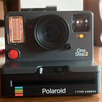 POLAROID