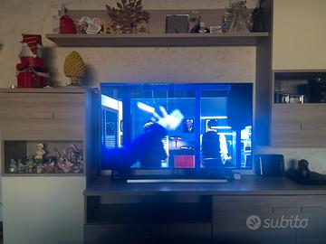 Parete attrezzata salone