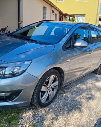 Opel Astra sw gpl casa
