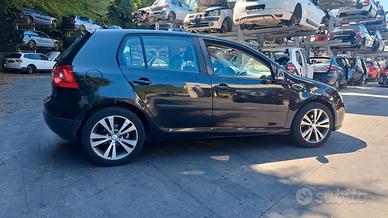 VW GOLF V 2005 SOLO PER RICAMBI