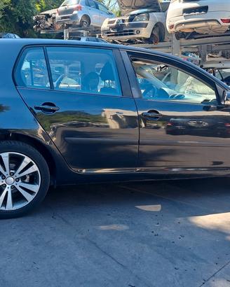 VW GOLF V 2005 SOLO PER RICAMBI