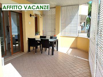 Vicinissimo al mare, AMPIO TERRAZZO, con CLIMA