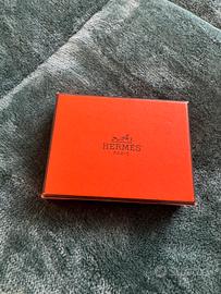 Ferma carré Hermès