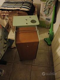 MOBILETTO A ROTELLE PER BAGNO 