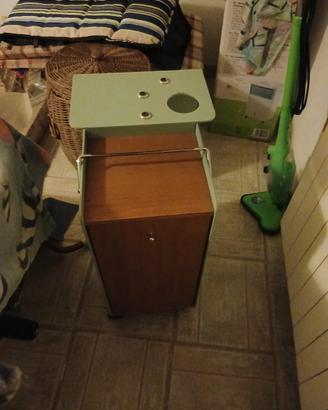 MOBILETTO A ROTELLE PER BAGNO 