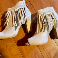 Scarpe scamosciate primaverili 39 beige